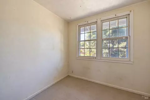 Bedroom - 62 Parrott St, Vallejo, CA 94590 photo 1 of 6