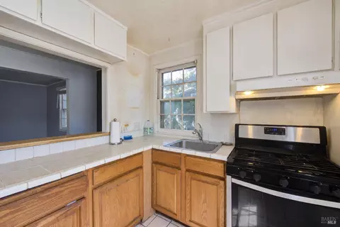 Kitchen - 62 Parrott St, Vallejo, CA 94590 photo 1 of 3