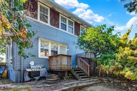 Exterior - 62 Parrott St, Vallejo, CA 94590 photo 3 of 6
