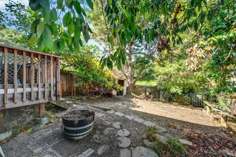 Exterior - 62 Parrott St, Vallejo, CA 94590 photo 2 of 6