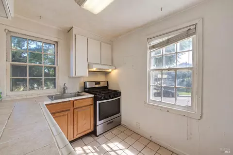 Kitchen - 62 Parrott St, Vallejo, CA 94590 photo 3 of 3