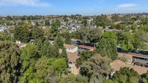 View/Area - 308 Mill Rd, Martinez, CA 94553 photo 5 of 7