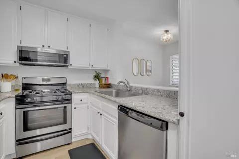 Kitchen - 308 Mill Rd, Martinez, CA 94553 photo 2 of 2