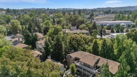 View/Area - 308 Mill Rd, Martinez, CA 94553 photo 2 of 7