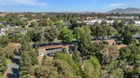 View/Area - 308 Mill Rd, Martinez, CA 94553 photo 6 of 7