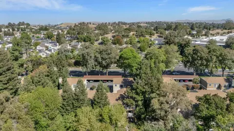 View/Area - 308 Mill Rd, Martinez, CA 94553 photo 4 of 7