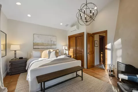 Bedroom - 4575 Lovall Valley Loop Rd, Sonoma, CA 95476 photo 5 of 5