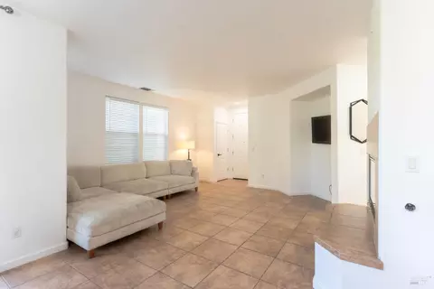 Living - 8400 Bennington Ct, Vallejo, CA 94591 photo 1 of 2