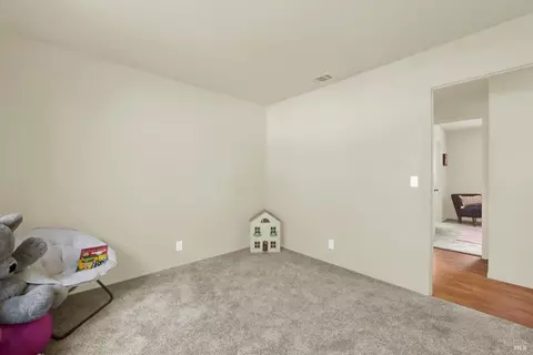 Bedroom - 2964 Orchid St, Fairfield, CA 94533 photo 4 of 6