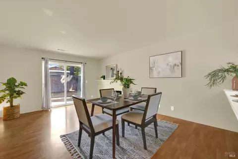 Dining - 2964 Orchid St, Fairfield, CA 94533 photo 2 of 4