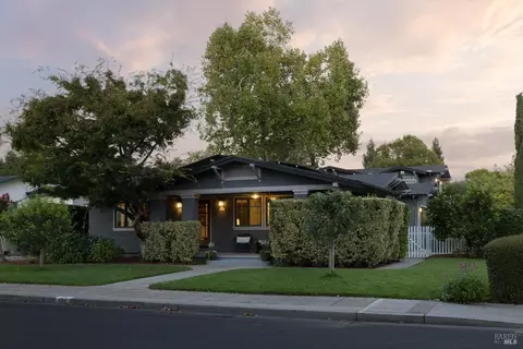 Exterior - 494 4th St E, Sonoma, CA 95476 photo 5 of 7