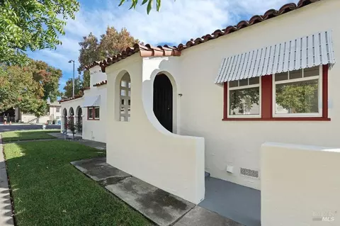 Exterior - 2001 Tennessee St, Vallejo, CA 94590 photo 9 of 23