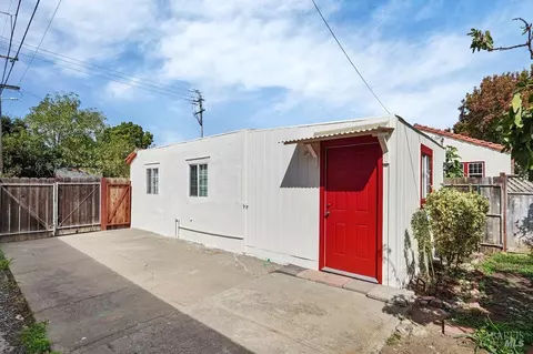Exterior - 2001 Tennessee St, Vallejo, CA 94590 photo 20 of 23
