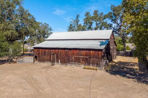 2070-2090 Old River Rd, Ukiah, CA 95482 photo 27