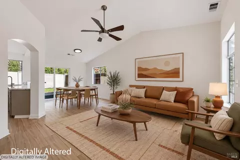 Living - 305 Victoria Dr, Dixon, CA 95620 photo 3 of 10