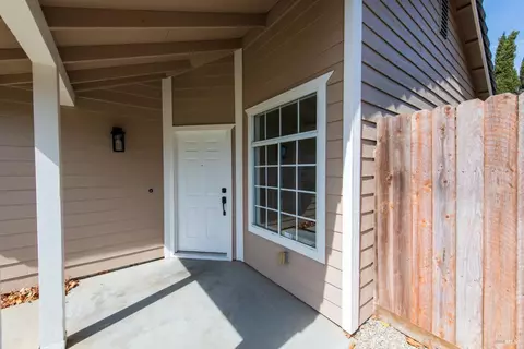 Exterior - 305 Victoria Dr, Dixon, CA 95620 photo 14 of 14