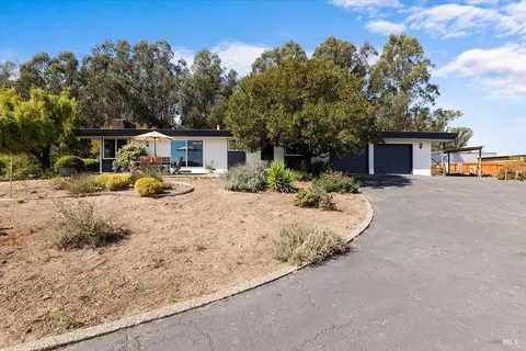 920 Goodwin Ave, Penngrove, CA 94951