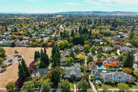 View/Area - 645 William Cunningham Ave, Sonoma, CA 95476 photo 2 of 3