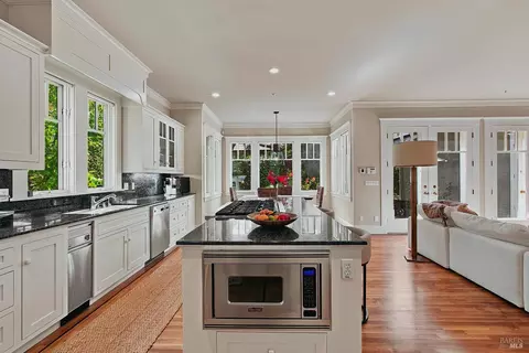 Kitchen - 645 William Cunningham Ave, Sonoma, CA 95476 photo 3 of 6