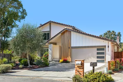 1096 Alpine Ct, Napa, CA 94558