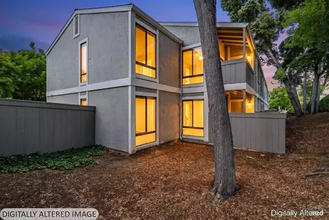 900 Southampton Rd #11, Benicia, CA 94510