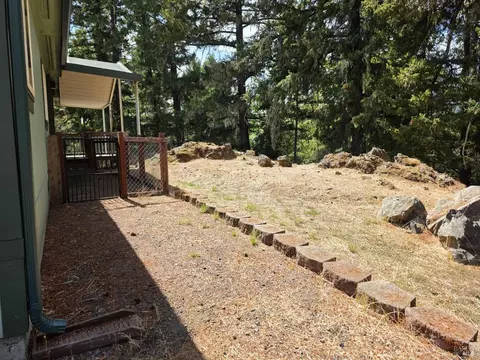 1545 Casteel Dr, Willits, CA 95490 photo 4