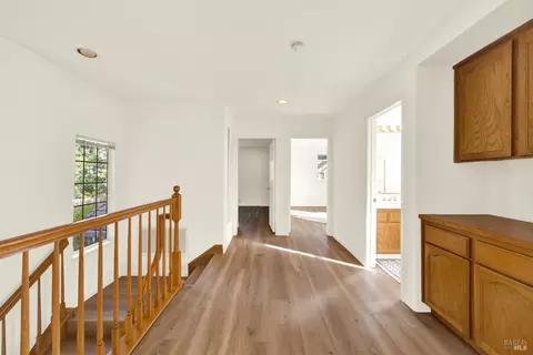 Entry Way - 463 El Camino Dr, Fairfield, CA 94533 photo 9 of 9