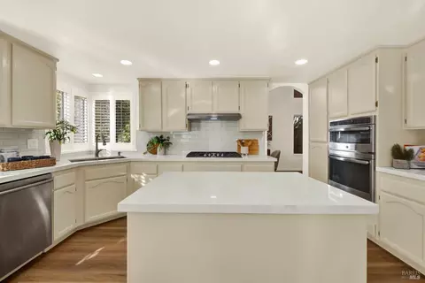 Kitchen - 463 El Camino Dr, Fairfield, CA 94533 photo 1 of 8