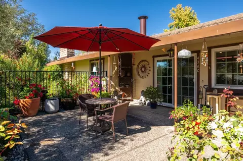 434 Las Casitas Ct #C, Santa Rosa, CA 95403