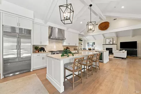 Kitchen - 142 Westgate Dr, Napa, CA 94558 photo 4 of 10