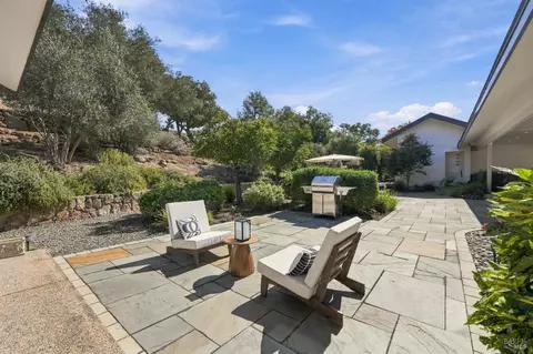 Exterior - 142 Westgate Dr, Napa, CA 94558 photo 7 of 25