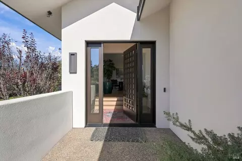 Entry Way - 142 Westgate Dr, Napa, CA 94558 photo 1 of 3