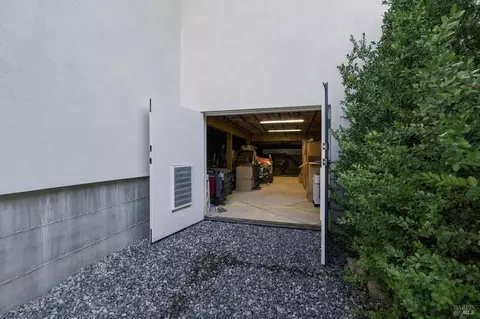 Exterior - 142 Westgate Dr, Napa, CA 94558 photo 14 of 25