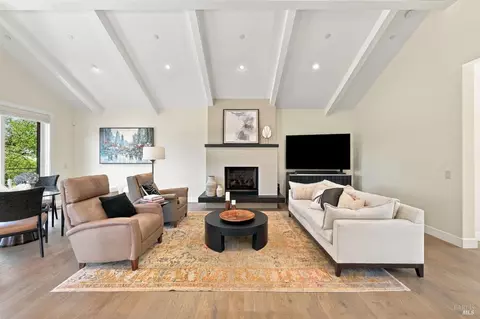 Living - 142 Westgate Dr, Napa, CA 94558 photo 1 of 4