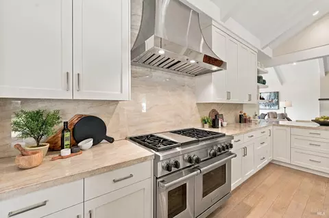 Kitchen - 142 Westgate Dr, Napa, CA 94558 photo 6 of 10