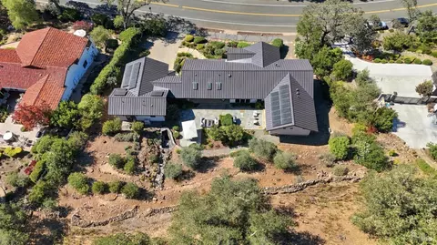 View/Area - 142 Westgate Dr, Napa, CA 94558 photo 4 of 8
