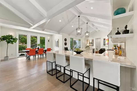 Dining - 142 Westgate Dr, Napa, CA 94558 photo 4 of 8