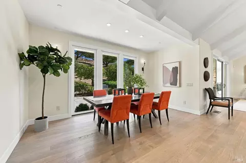 Dining - 142 Westgate Dr, Napa, CA 94558 photo 6 of 8