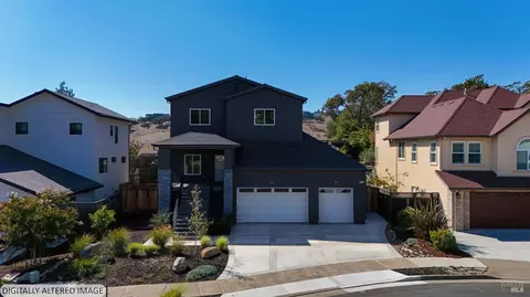 3725 Cannes Pl, Santa Rosa, CA 95403