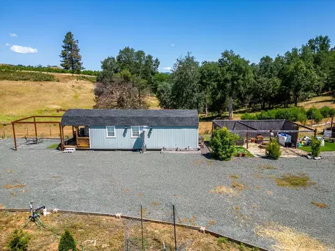 2192 Riggs Rd, Lakeport, CA 95453