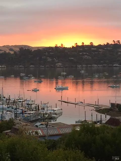 View/Area - 134-132 Filbert Ave, Sausalito, CA 94965 photo 13 of 16