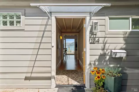 Entry Way - 134-132 Filbert Ave, Sausalito, CA 94965 photo 1 of 2