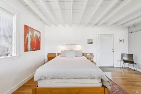 Bedroom - 134-132 Filbert Ave, Sausalito, CA 94965 photo 2 of 7