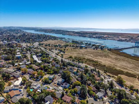 View/Area - 125 Benson Ave, Vallejo, CA 94590 photo 4 of 6