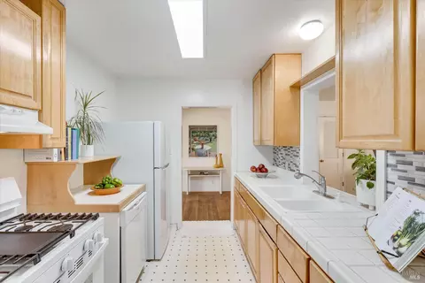 Kitchen - 125 Benson Ave, Vallejo, CA 94590 photo 3 of 3