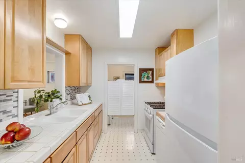 Kitchen - 125 Benson Ave, Vallejo, CA 94590 photo 1 of 3