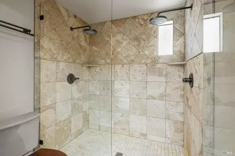 Bath - 888 Watson Rd, Ukiah, CA 95482 photo 4 of 5