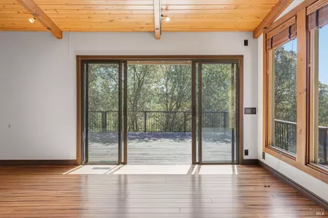 Living - 888 Watson Rd, Ukiah, CA 95482 photo 5 of 5