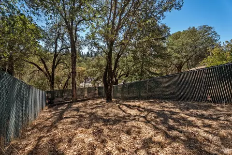 Exterior - 888 Watson Rd, Ukiah, CA 95482 photo 8 of 11