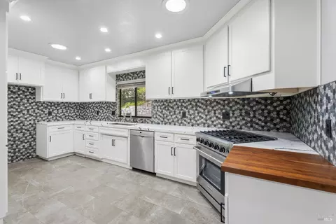 Kitchen - 888 Watson Rd, Ukiah, CA 95482 photo 1 of 3